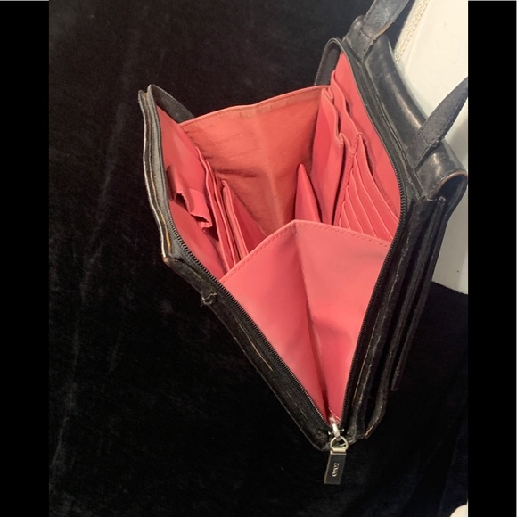 HOBO Multifunction Crossbody Bag - Picture 2 of 15